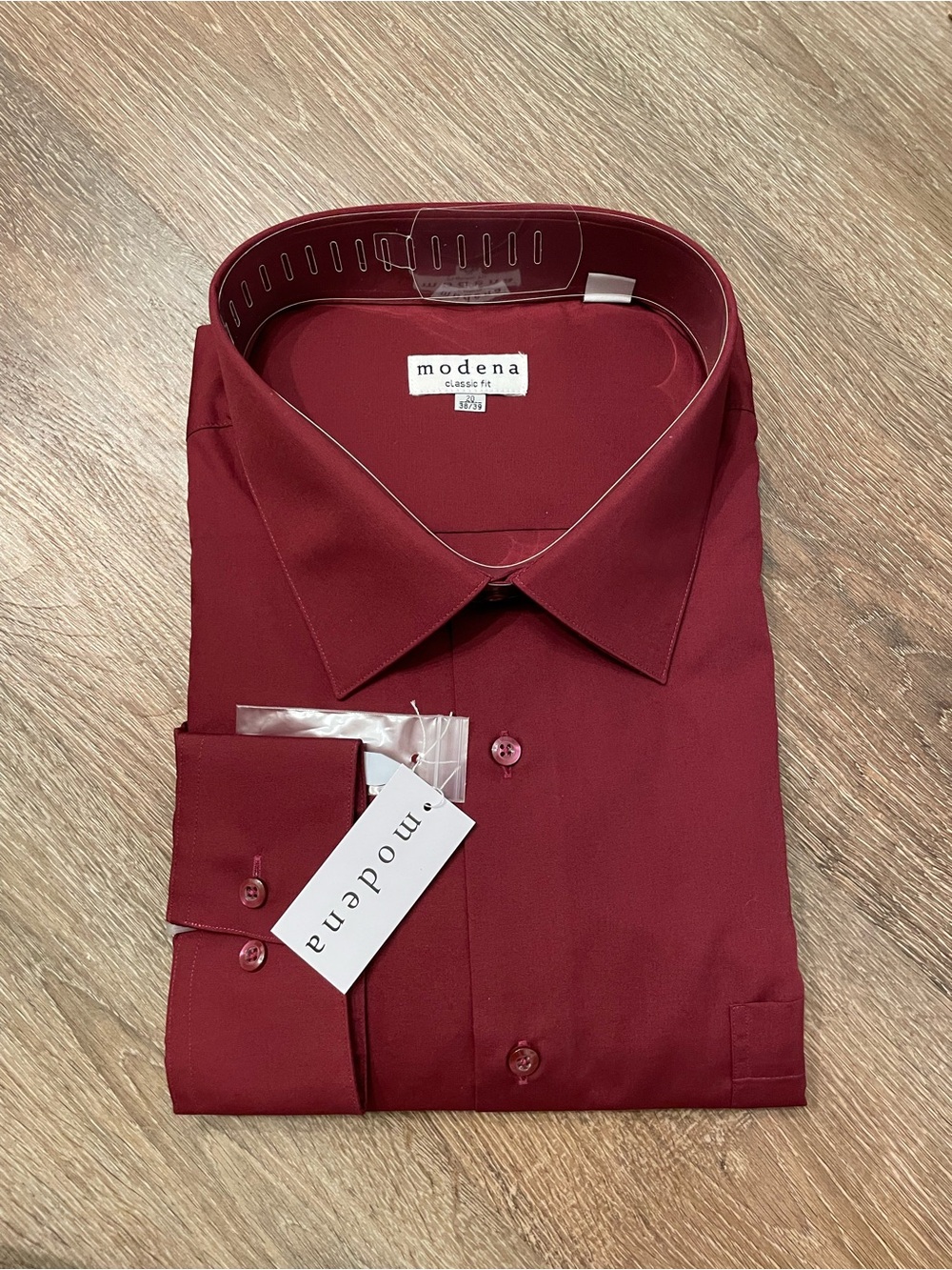 NWT Modena Men's Classic Fit Long Sleeve Dress Shirt M300CLOR
Burgundy